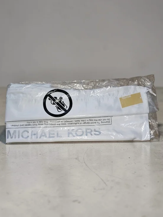 Michael Kors Jet Set Travel Brown MK Signature Tote Black Trim Gold Medallion - Picture 9 of 9